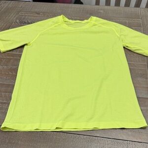 Lululemon Metal Vent Tech Short Sleeve Shirt
